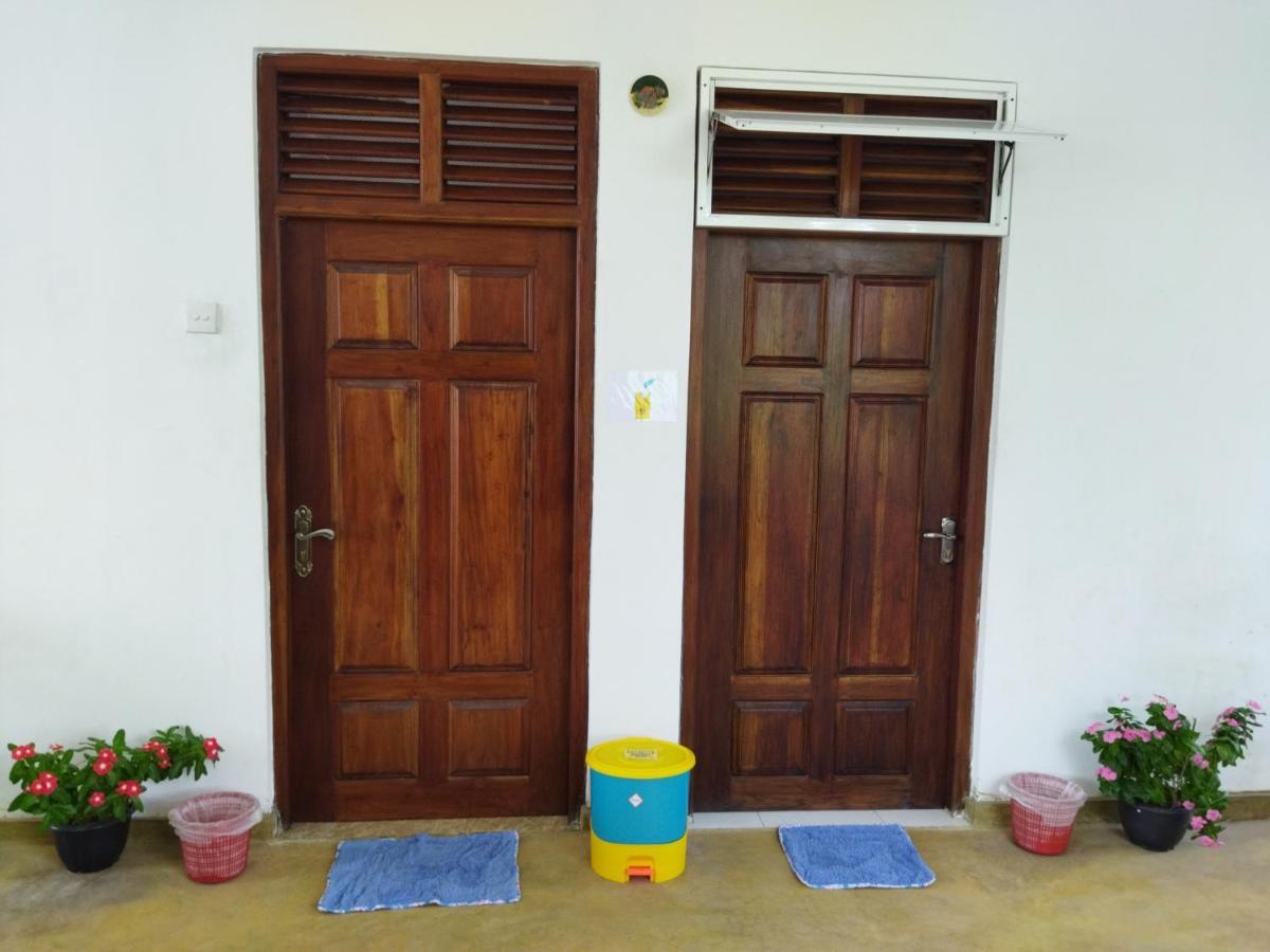 Rusara Guest Home เวลิกามา ภายนอก รูปภาพ
