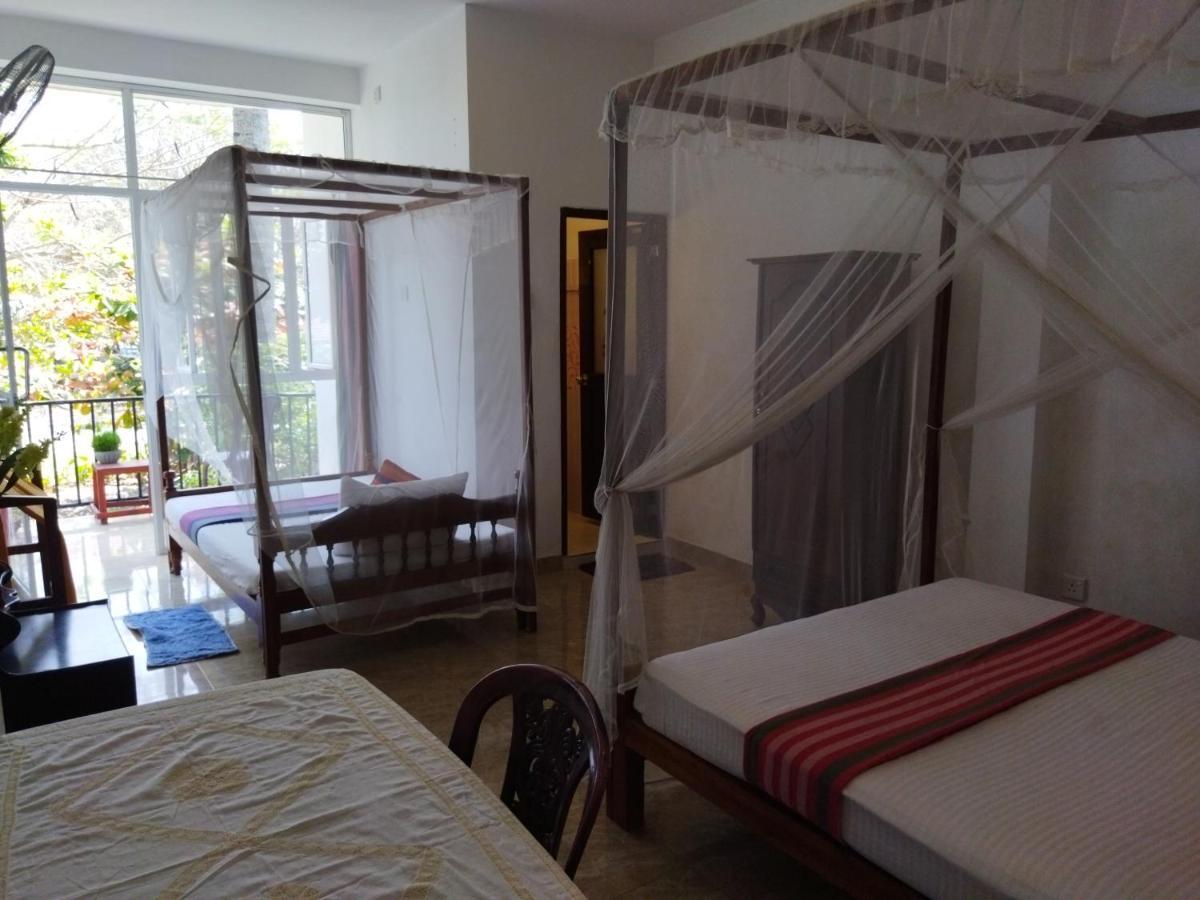Rusara Guest Home เวลิกามา ภายนอก รูปภาพ