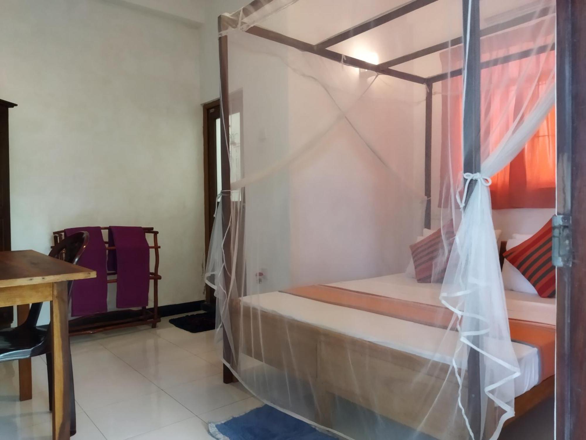 Rusara Guest Home เวลิกามา ห้อง รูปภาพ