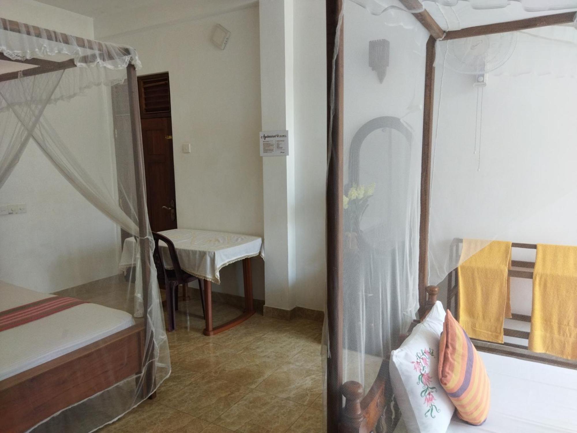 Rusara Guest Home เวลิกามา ห้อง รูปภาพ