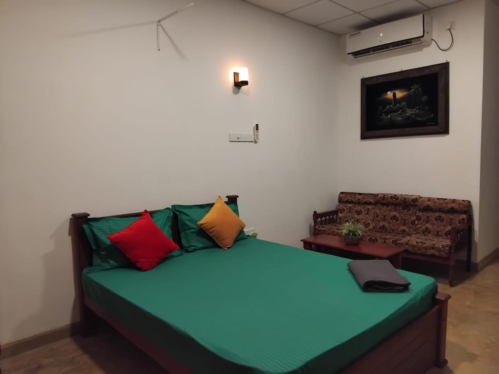 Rusara Guest Home เวลิกามา ภายนอก รูปภาพ