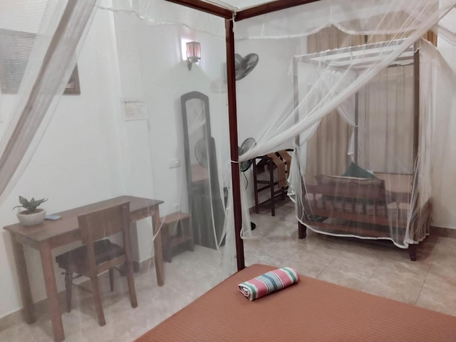 Rusara Guest Home เวลิกามา ภายนอก รูปภาพ